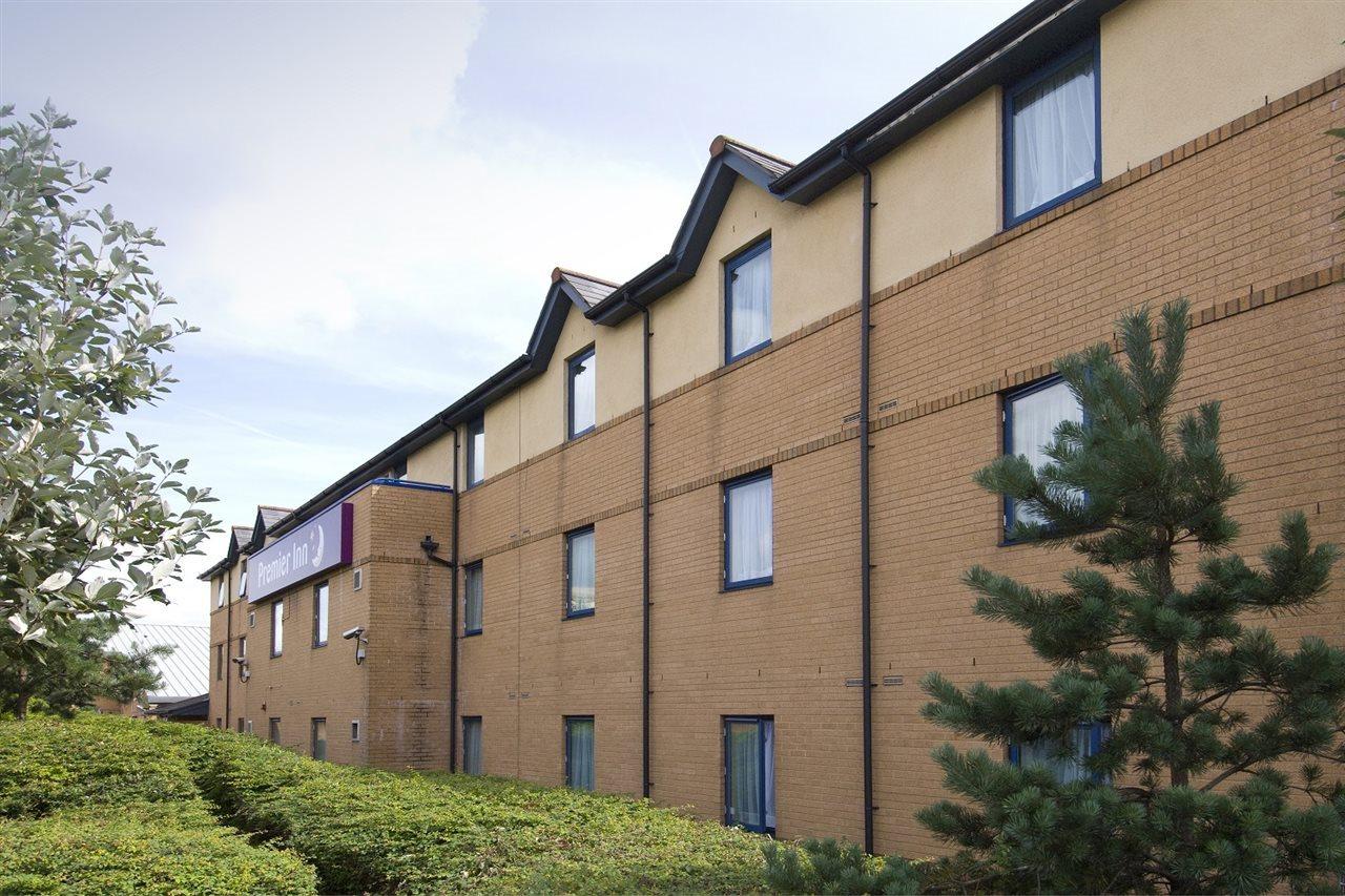Premier Inn Bristol Filton Eksteriør billede